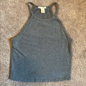 Gray cropped tank